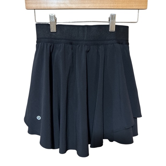 EUC - Lululemon Court Rival High Rise Skirt - Black - Size 2 - Picture 6 of 8